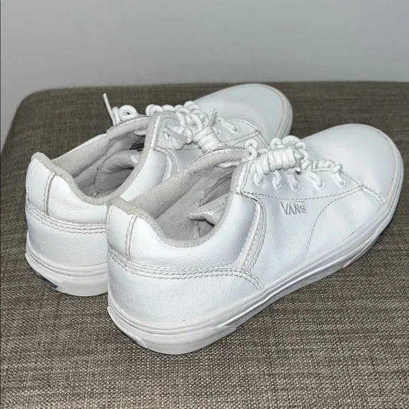 Vans Classic White Low-Top Sneakers - Picture 7 of 7